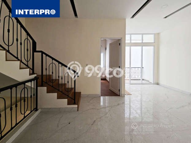 Dijual Rumah Mewah Elegan Dengan View Cantik di Puri Indah, Jakarta Barat Dijual Rumah Mewah Elegan Dengan View Cantik di Puri Indah, Jakarta Barat