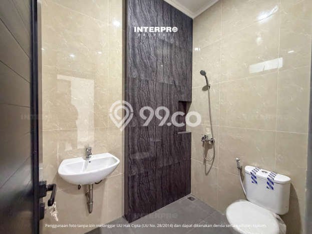 Rumah Luxury Modern Siap Huni di Puri Indah Jakarta Barat Rumah Luxury Modern Siap Huni di Puri Indah Jakarta Barat