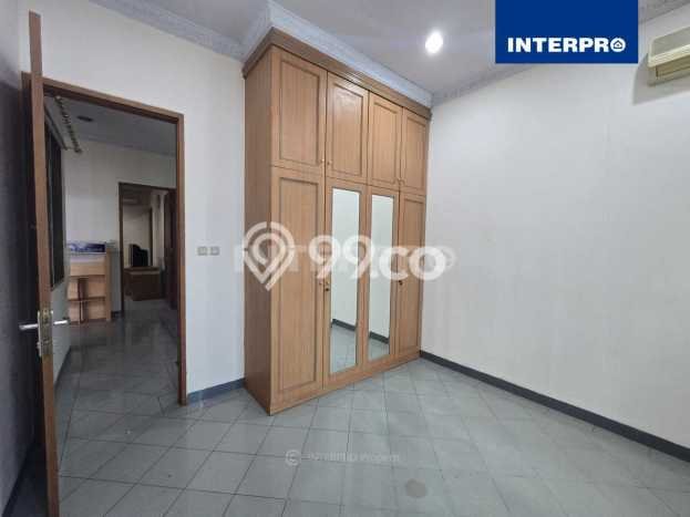 Rumah Elit LB 150m2 Siap Huni Desain Elegan di Jelambar, Jakarta Barat Rumah Elit LB 150m2 Siap Huni Desain Elegan di Jelambar, Jakarta Barat