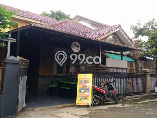 Rumah Berkualitas 10 Kamar Tidur dan 4 Kamar Mandi di Lokasi Strategis Burangrang, Bandung Rumah Berkualitas 10 Kamar Tidur dan 4 Kamar Mandi di Lokasi Strategis Burangrang, Bandung
