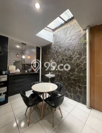 Rumah Luxury Modern Tanpa Renovasi di Burangrang Bandung Rumah Luxury Modern Tanpa Renovasi di Burangrang Bandung
