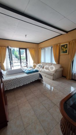 HOT DEAL! Vila Kawasan , Area 476m2m², Lokasi Strategis HOT DEAL! Vila Kawasan , Area 476m2m², Lokasi Strategis