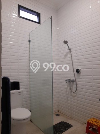 Dijual Rumah Luas Elegan Dengan View Eksklusif di Sektor 8-Bintaro, Jakarta Selatan Dijual Rumah Luas Elegan Dengan View Eksklusif di Sektor 8-Bintaro, Jakarta Selatan