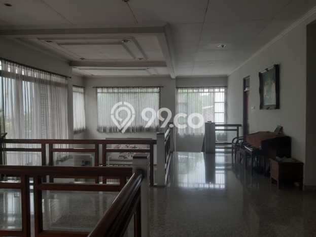 Dijual Rumah Luas Megah Dengan View Cantik di Kedoya Selatan, Jakarta Barat Dijual Rumah Luas Megah Dengan View Cantik di Kedoya Selatan, Jakarta Barat