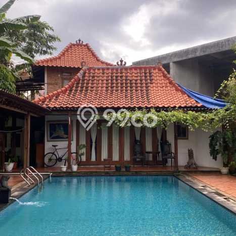 Hunian Mewah LB 252m2 Siap Pakai Desain Elegan di Bintaro, Tangerang Selatan Hunian Mewah LB 252m2 Siap Pakai Desain Elegan di Bintaro, Tangerang Selatan