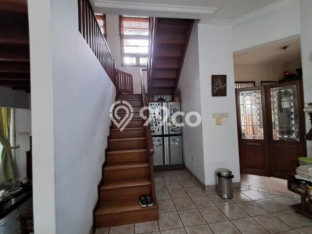 Dijual Rumah Mewah Elegan Dengan View Cantik di Bintaro, Jakarta Selatan Dijual Rumah Mewah Elegan Dengan View Cantik di Bintaro, Jakarta Selatan