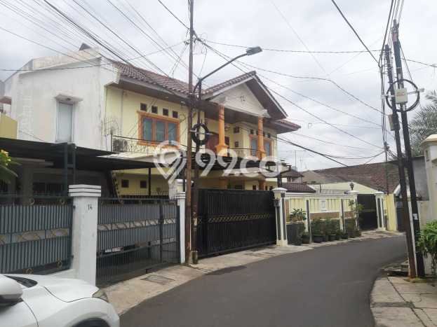 Hunian Eksklusif Siap Huni LT 481m2 di Pasar Minggu, Jakarta Selatan Hunian Eksklusif Siap Huni LT 481m2 di Pasar Minggu, Jakarta Selatan