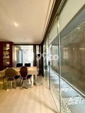 Jual Rumah Luas Elegan Dengan View Eksklusif di Bintaro, Jakarta Selatan Jual Rumah Luas Elegan Dengan View Eksklusif di Bintaro, Jakarta Selatan