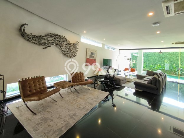 Jual Rumah Luas Megah Dengan View Cantik di Bintaro, Jakarta Selatan Jual Rumah Luas Megah Dengan View Cantik di Bintaro, Jakarta Selatan