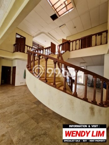 Dijual Rumah Premium dengan Fasilitas Sekitar Lengkap di Pondok Indah, Jakarta Selatan Dijual Rumah Premium dengan Fasilitas Sekitar Lengkap di Pondok Indah, Jakarta Selatan