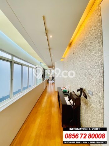 Rumah Eksklusif Siap Huni LT 675m2 di Kebayoran Baru, Jakarta Selatan Rumah Eksklusif Siap Huni LT 675m2 di Kebayoran Baru, Jakarta Selatan