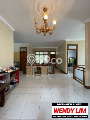 Rumah Eksklusif Dijual LT 285m2 di Kebayoran Baru, Jakarta Selatan Rumah Eksklusif Dijual LT 285m2 di Kebayoran Baru, Jakarta Selatan