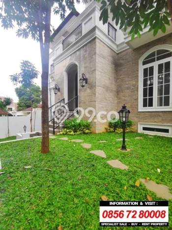 Rumah Luxury Modern Siap Huni di Senopati Jakarta Selatan Rumah Luxury Modern Siap Huni di Senopati Jakarta Selatan