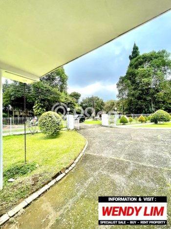 Rumah Elit Modern Tanpa Renovasi di Babakan Bogor Rumah Elit Modern Tanpa Renovasi di Babakan Bogor