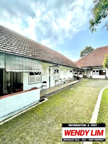 Rumah Elit Modern Tanpa Renovasi di Babakan Bogor Rumah Elit Modern Tanpa Renovasi di Babakan Bogor