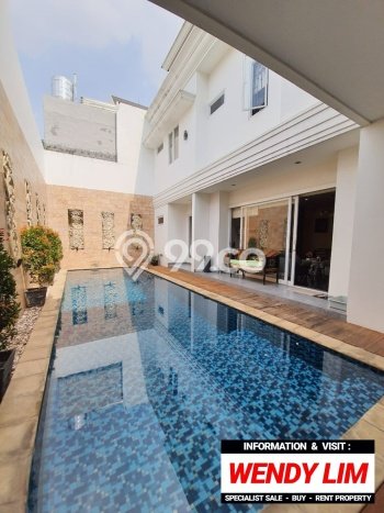 Rumah Elit Modern Tanpa Renovasi di Cipete Jakarta Selatan Rumah Elit Modern Tanpa Renovasi di Cipete Jakarta Selatan