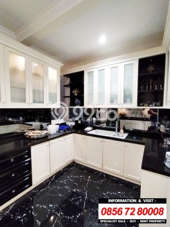 Rumah Elit Modern Tanpa Renovasi di Cipete Jakarta Selatan Rumah Elit Modern Tanpa Renovasi di Cipete Jakarta Selatan