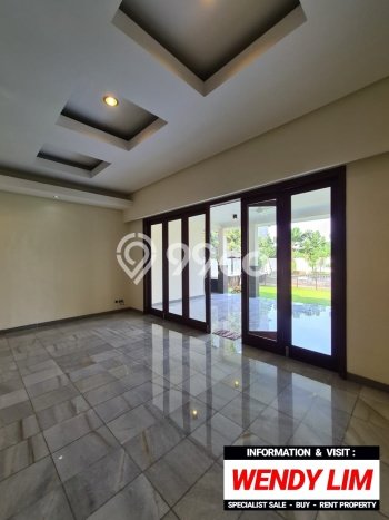 Hunian Elit LB 450m2 Siap Huni Desain Elegan di Kemang, Jakarta Selatan Hunian Elit LB 450m2 Siap Huni Desain Elegan di Kemang, Jakarta Selatan