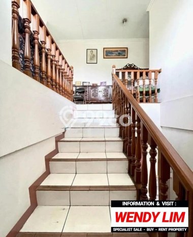 Rumah Mewah Siap Huni LT 445m2 di Kebayoran Baru, Jakarta Selatan Rumah Mewah Siap Huni LT 445m2 di Kebayoran Baru, Jakarta Selatan