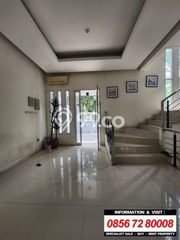 Rumah Luxury Modern Tanpa Renovasi di Senopati Jakarta Selatan Rumah Luxury Modern Tanpa Renovasi di Senopati Jakarta Selatan