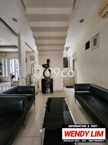 Rumah Luxury Modern Tanpa Renovasi di Senopati Jakarta Selatan Rumah Luxury Modern Tanpa Renovasi di Senopati Jakarta Selatan