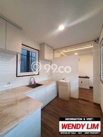 Ruko Usaha Dijual di Kebayoran Baru Jakarta Selatan LT 608m2 & LB 424m2 Ruko Usaha Dijual di Kebayoran Baru Jakarta Selatan LT 608m2 & LB 424m2