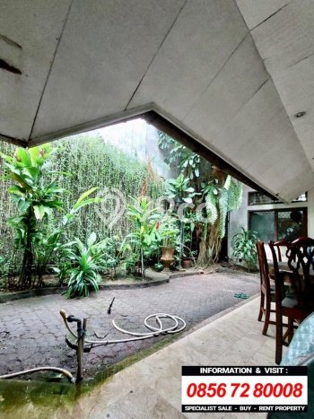 Rumah Luxury Modern Siap Huni di Senopati Jakarta Selatan Rumah Luxury Modern Siap Huni di Senopati Jakarta Selatan