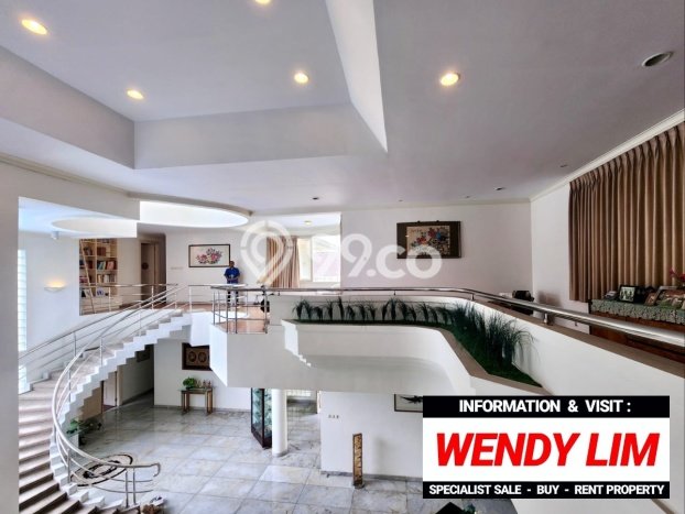 Rumah Elit Modern Siap Huni di Pondok Indah Jakarta Selatan Rumah Elit Modern Siap Huni di Pondok Indah Jakarta Selatan