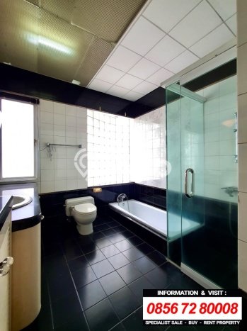 Rumah Elit Modern Siap Huni di Simprug Jakarta Selatan Rumah Elit Modern Siap Huni di Simprug Jakarta Selatan
