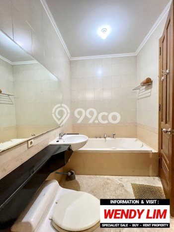 For Sale! Luxury House LT 364m2 Desain Elegan di Ampera For Sale! Luxury House LT 364m2 Desain Elegan di Ampera