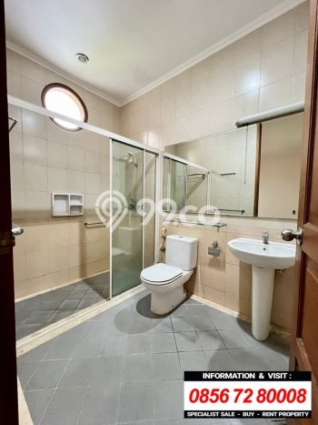 For Sale! Luxury House LT 364m2 Desain Elegan di Ampera For Sale! Luxury House LT 364m2 Desain Elegan di Ampera