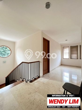 For Sale! Luxury House LT 364m2 Desain Elegan di Ampera For Sale! Luxury House LT 364m2 Desain Elegan di Ampera