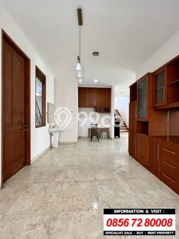 For Sale! Luxury House LT 364m2 Desain Elegan di Ampera For Sale! Luxury House LT 364m2 Desain Elegan di Ampera