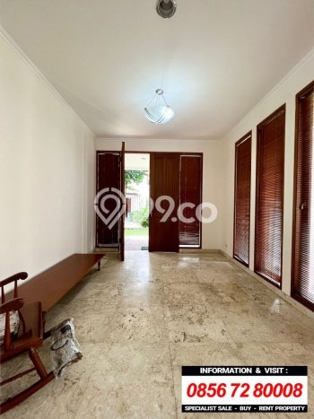 For Sale! Luxury House LT 364m2 Desain Elegan di Ampera For Sale! Luxury House LT 364m2 Desain Elegan di Ampera