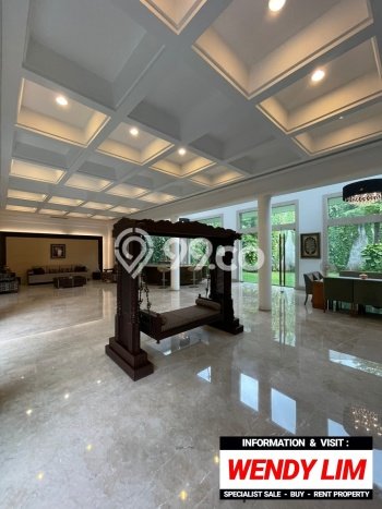 Siap Huni Rumah Mewah 9 Kamar di Menteng Dekat ke Mana Pun Siap Huni Rumah Mewah 9 Kamar di Menteng Dekat ke Mana Pun