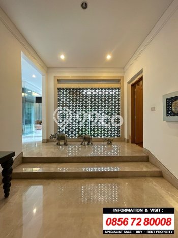 Siap Huni Rumah Mewah 9 Kamar di Menteng Dekat ke Mana Pun Siap Huni Rumah Mewah 9 Kamar di Menteng Dekat ke Mana Pun