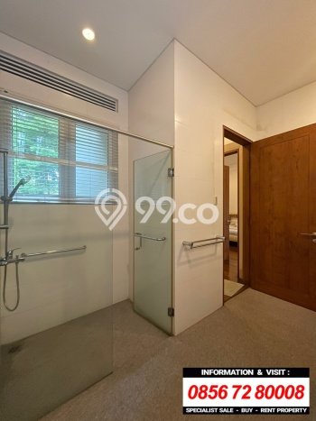 Siap Huni Rumah Mewah 9 Kamar di Menteng Dekat ke Mana Pun Siap Huni Rumah Mewah 9 Kamar di Menteng Dekat ke Mana Pun