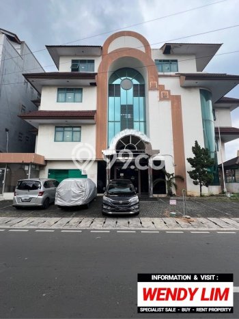 For Sale Rumah Mewah Exclusive di Senen, Jakarta Pusat For Sale Rumah Mewah Exclusive di Senen, Jakarta Pusat