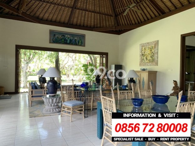 Rumah Mewah LB 1500m2 Siap Pakai Desain Elegan di Jimbaran, Badung Rumah Mewah LB 1500m2 Siap Pakai Desain Elegan di Jimbaran, Badung