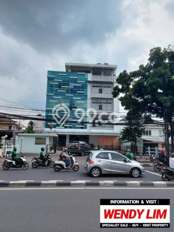 Untuk Dijual Kantor di Pasar Minggu Jakarta Selatan LT 359m2 / LB 1618m2 Untuk Dijual Kantor di Pasar Minggu Jakarta Selatan LT 359m2 / LB 1618m2