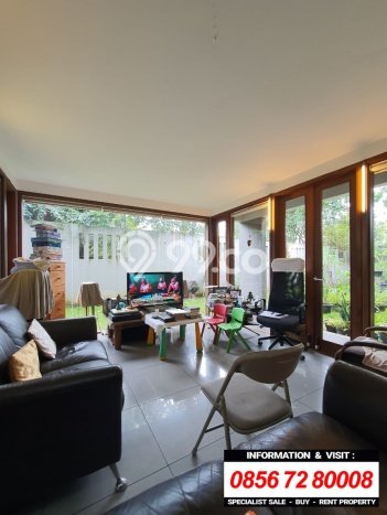 Rumah Elit LB 260m2 Siap Huni Desain Elegan di Bintaro, Jakarta Selatan Rumah Elit LB 260m2 Siap Huni Desain Elegan di Bintaro, Jakarta Selatan