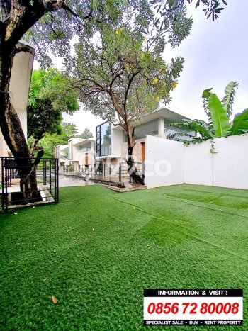 For Sale! Luxury House LT 1160m2 Desain Elegan di Kemang For Sale! Luxury House LT 1160m2 Desain Elegan di Kemang