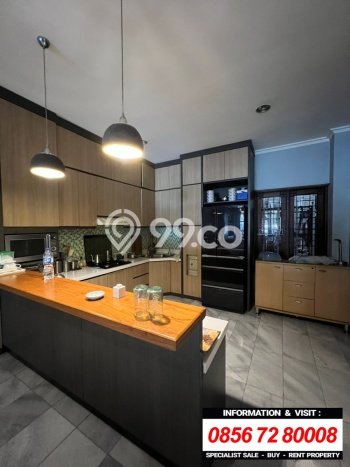 Jual Rumah Mewah Elegan Dengan View Cantik di Simprug, Jakarta Selatan Jual Rumah Mewah Elegan Dengan View Cantik di Simprug, Jakarta Selatan