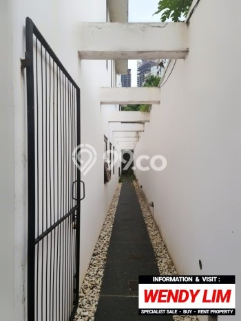 For Sale Rumah Mewah Exclusive di Menteng, Jakarta Pusat For Sale Rumah Mewah Exclusive di Menteng, Jakarta Pusat