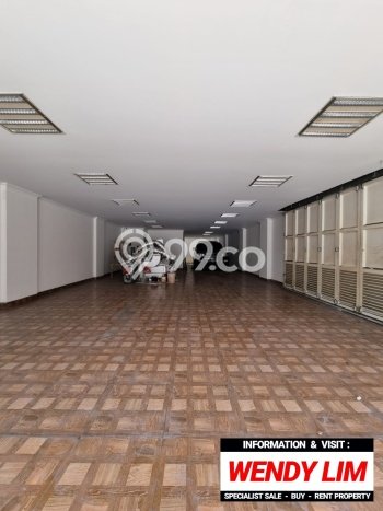 FOR SALE! Komersial di Kebayoran Baru Jakarta Selatan, LT 212m2, LB 525m2 FOR SALE! Komersial di Kebayoran Baru Jakarta Selatan, LT 212m2, LB 525m2