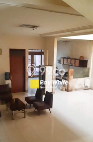 Rumah Mewah Dijual LT 221m2 di Cicendo, Bandung Rumah Mewah Dijual LT 221m2 di Cicendo, Bandung