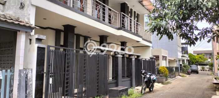 Dijual Hunian Rumah Nyaman 5 Kamar di Soekarno Hatta, Bandung Dijual Hunian Rumah Nyaman 5 Kamar di Soekarno Hatta, Bandung