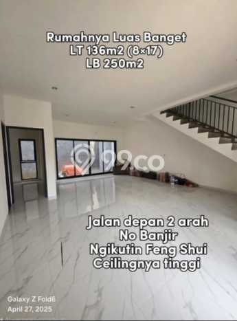 Ready to Use! Premium House LT 135m2 Desain Elegan di Villa Melati Mas Ready to Use! Premium House LT 135m2 Desain Elegan di Villa Melati Mas