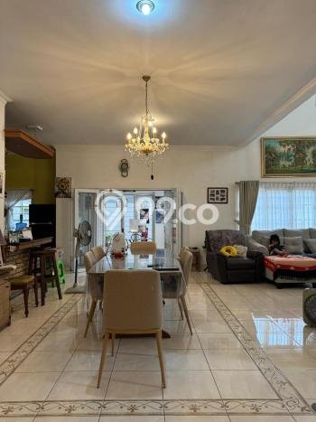Hunian Mewah LB 223m2 Siap Pakai Desain Elegan di BSD Kencana Loka, Tangerang Hunian Mewah LB 223m2 Siap Pakai Desain Elegan di BSD Kencana Loka, Tangerang