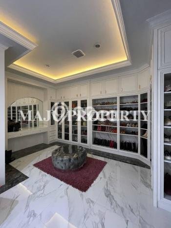 Rumah Luxury Modern Tanpa Renovasi di Cibubur Bekasi Rumah Luxury Modern Tanpa Renovasi di Cibubur Bekasi